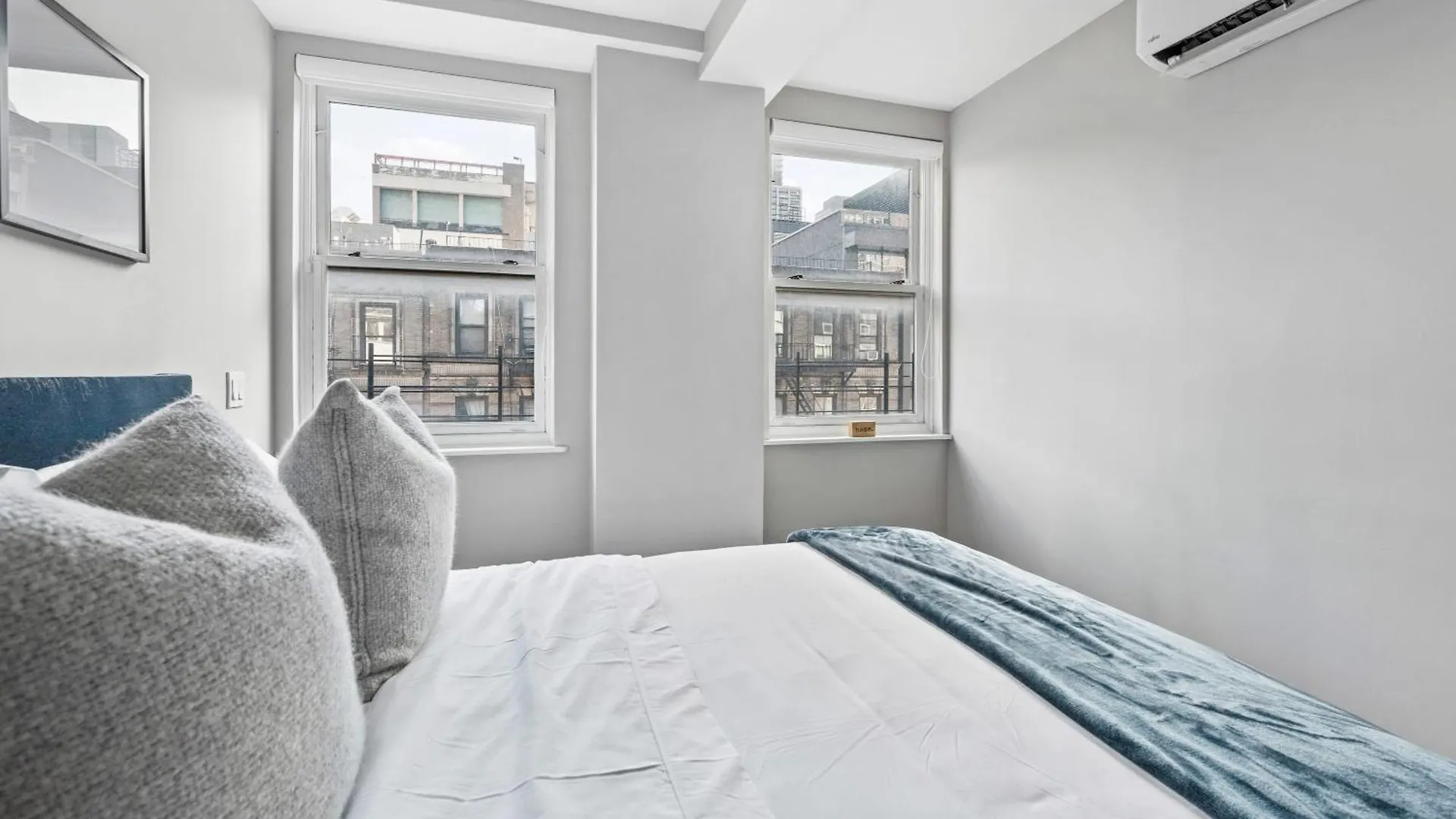 3Br Penthouse Suite With Massive Private Rooftop Nowy Jork Apartament